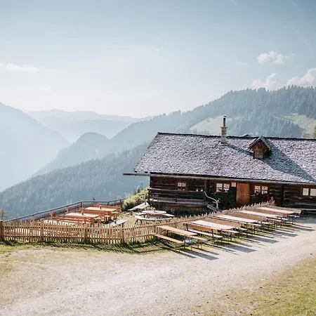 Maurachhof ファームステイ グロースアルル