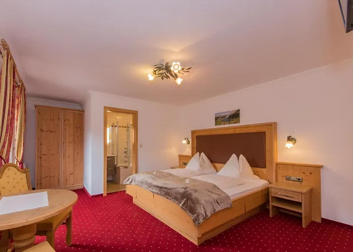 Maurachhof 그로살